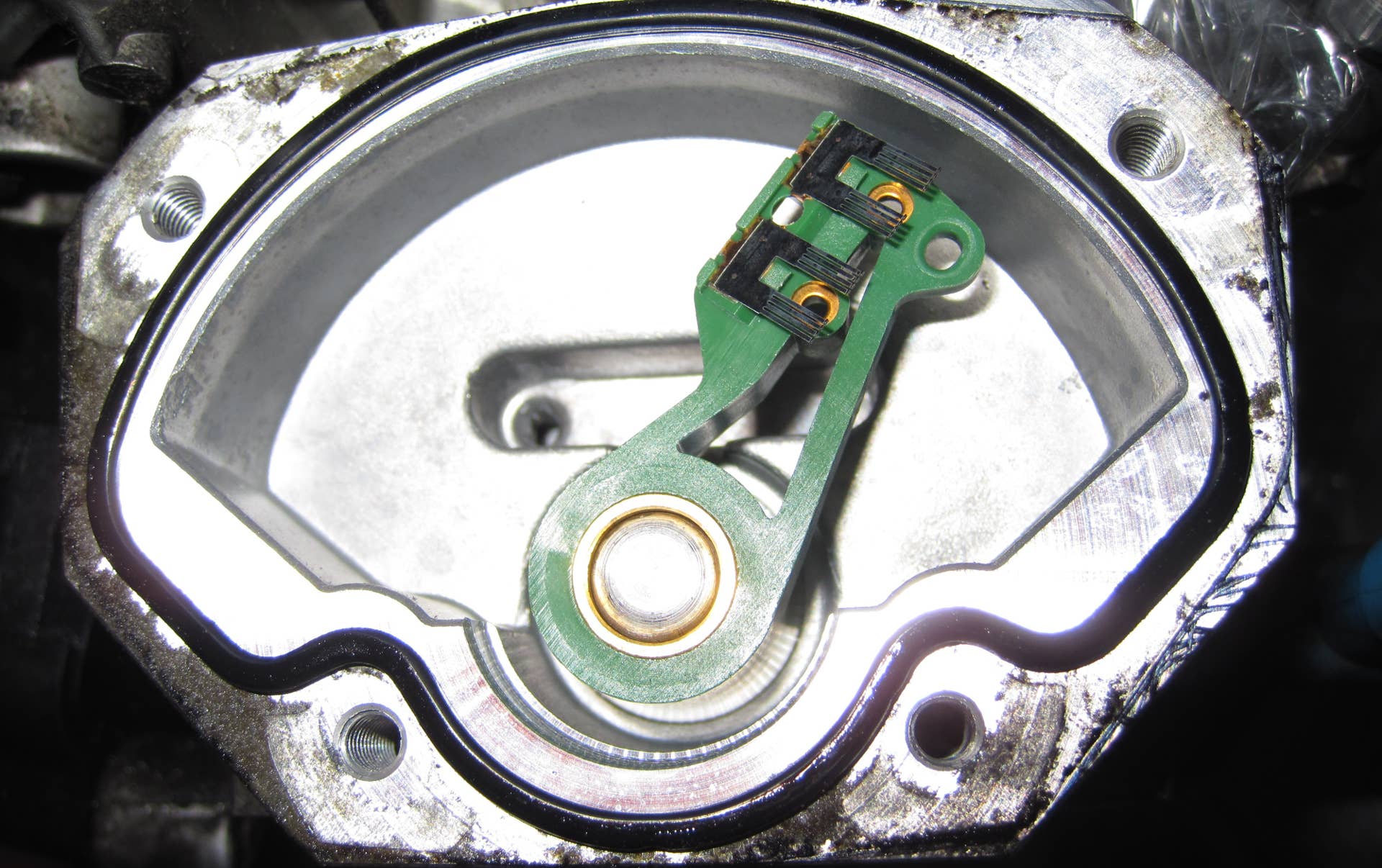 Tps Injection P0120 Code Explained: Throttle Position Sensor Fix Guide - AxleAddict