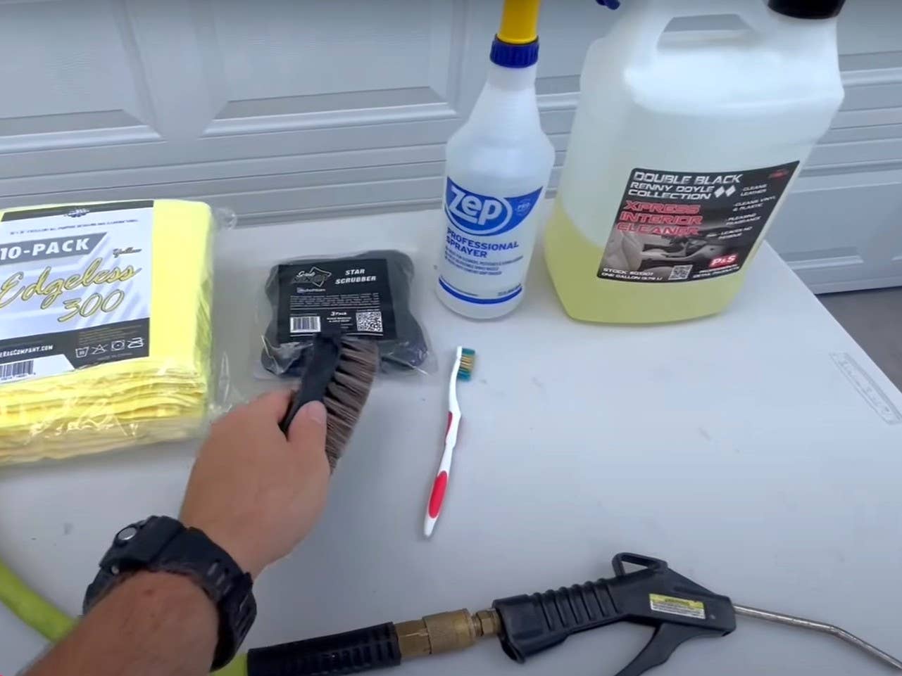 How to Clean Leather Car Seats Like a Pro | Step-by-Step Guide - AxleAddict