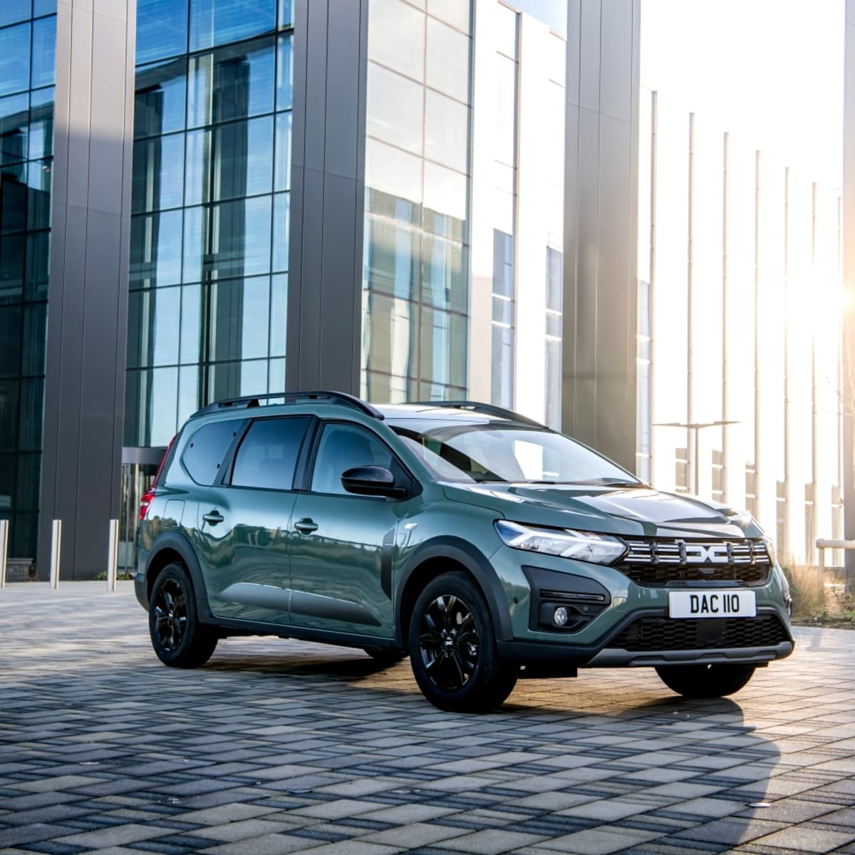 Dacia Jogger offers genuine 7-seater practicality at an unparalleled price.  Budget family MPVs don't get better than this. - EuropeanLife Media