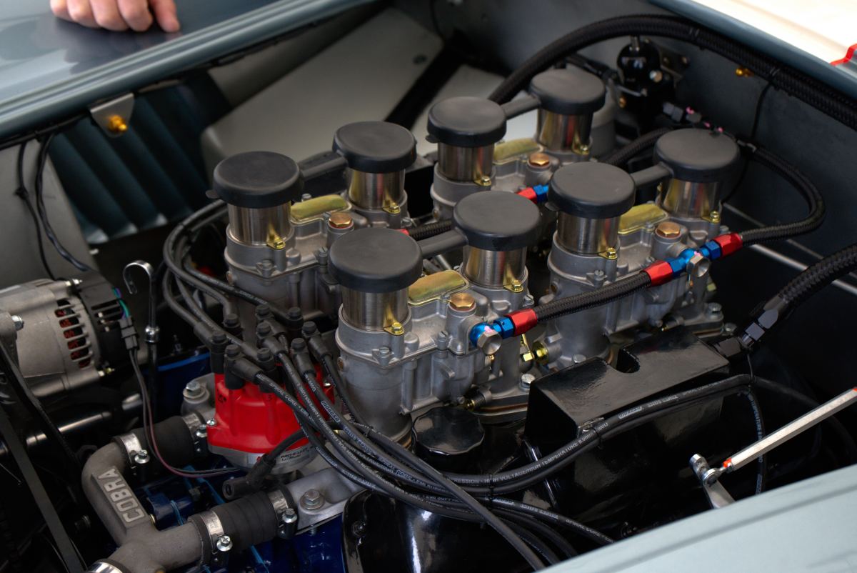 Man Builds The World s Smallest Functioning V8 Engine And It s An 