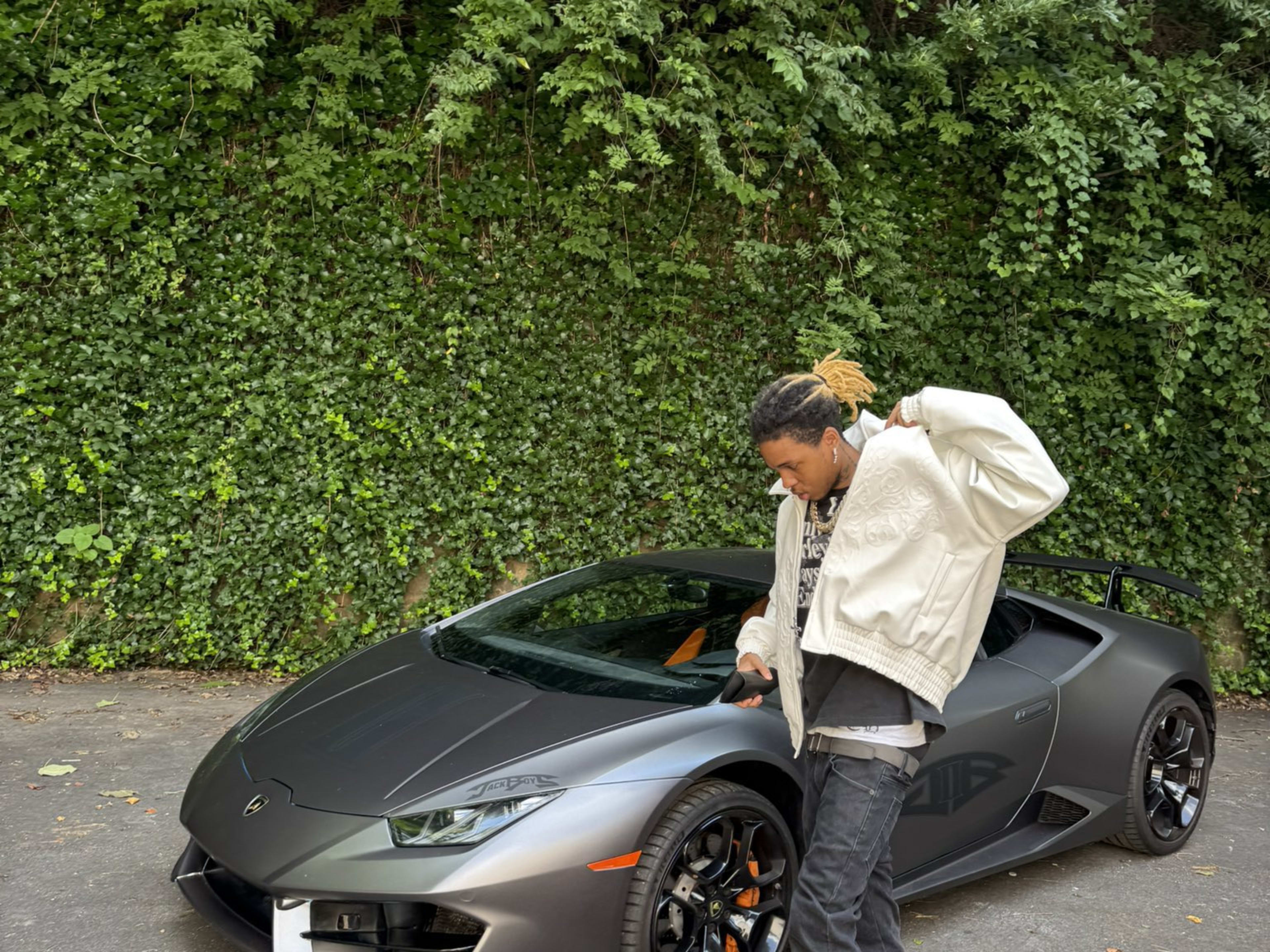 Travis Scott Didn’t Gift Lamborghinis to Every JackBoys Rapper—Here’s ...