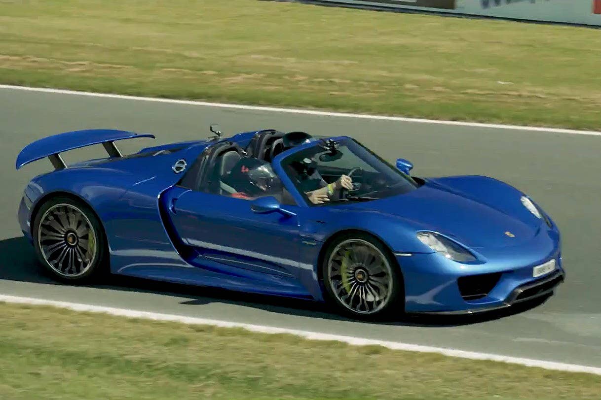 Gordon Ramsay’s Car Collection: Every Ferrari and Supercar He Owns ...